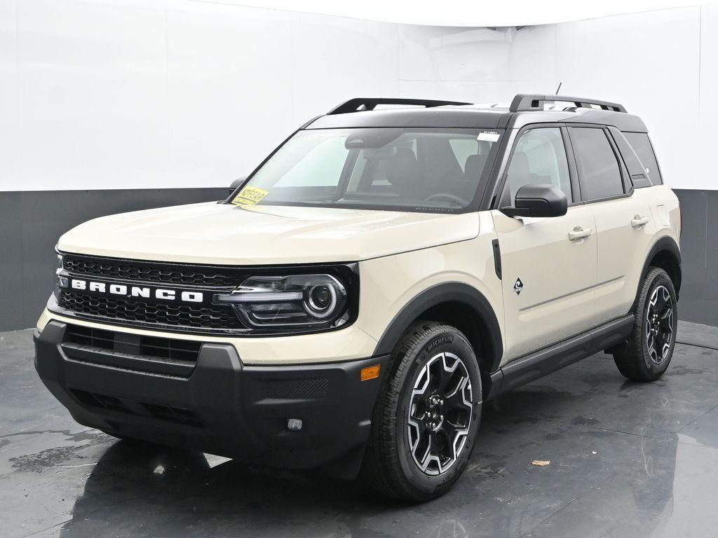 new 2025 Ford Bronco Sport car, priced at $36,084