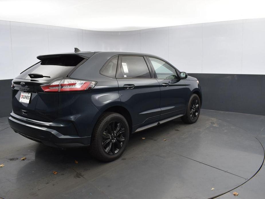 new 2024 Ford Edge car, priced at $37,013