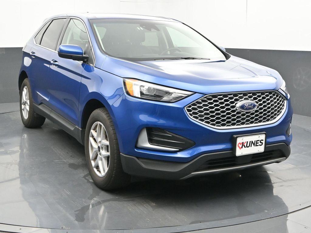 used 2024 Ford Edge car, priced at $24,599