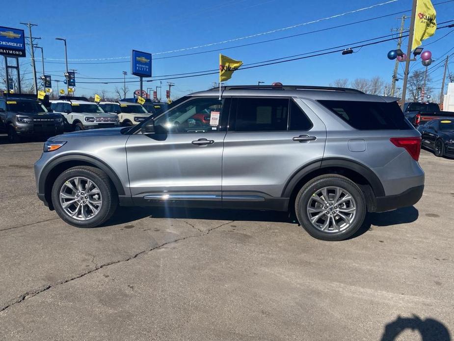 new 2024 Ford Explorer car, priced at $42,863