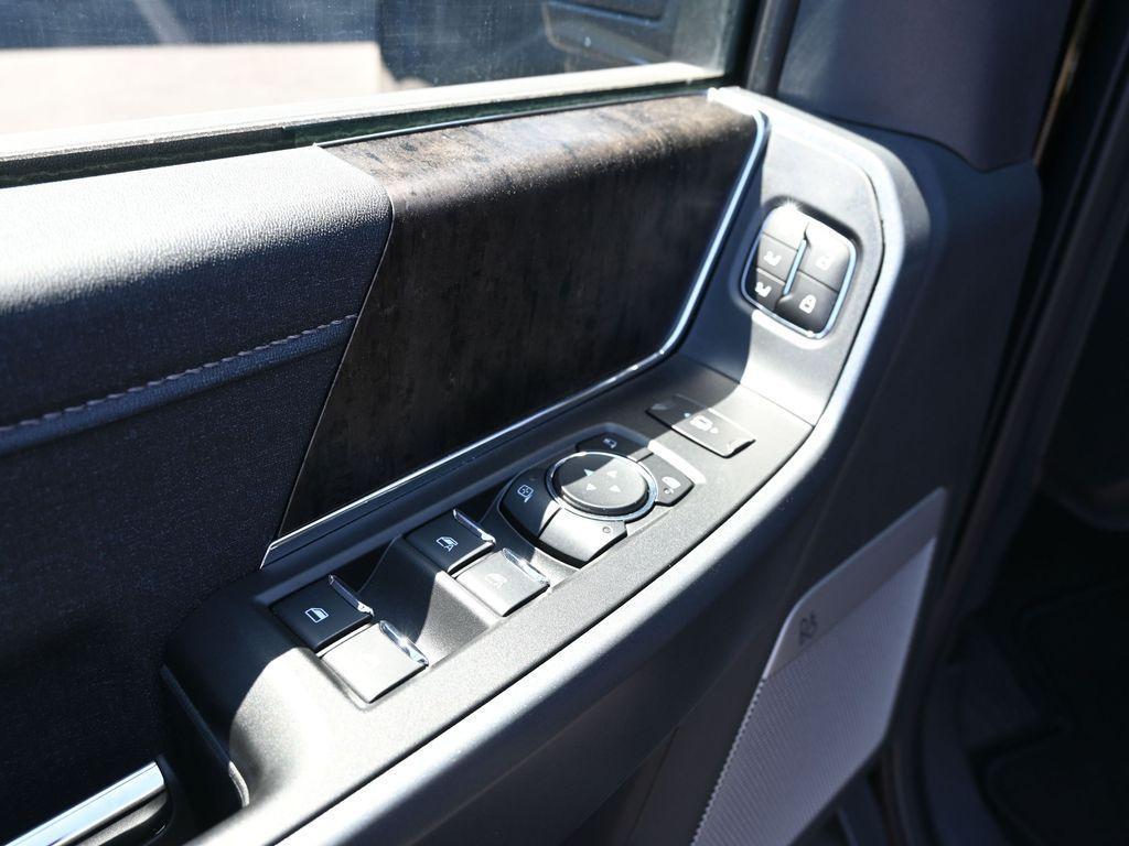 new 2024 Ford F-250 car, priced at $83,084