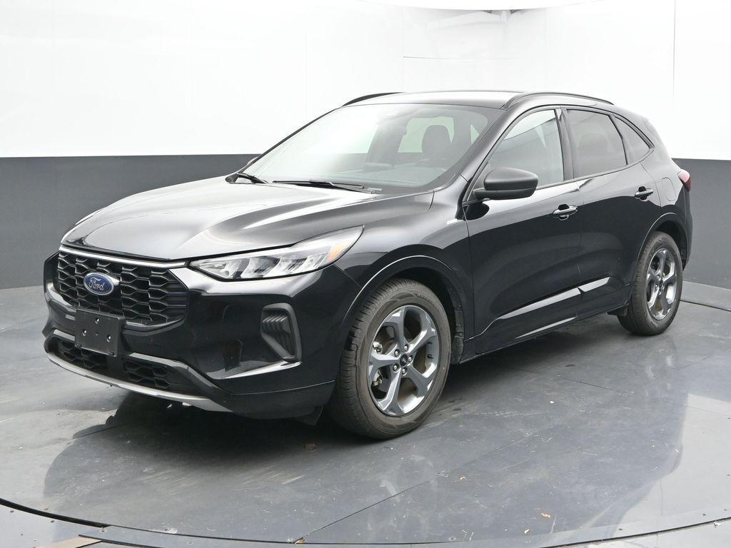 used 2024 Ford Escape car, priced at $25,070