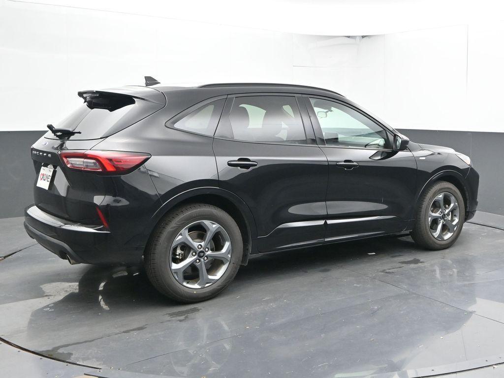 used 2024 Ford Escape car, priced at $25,070