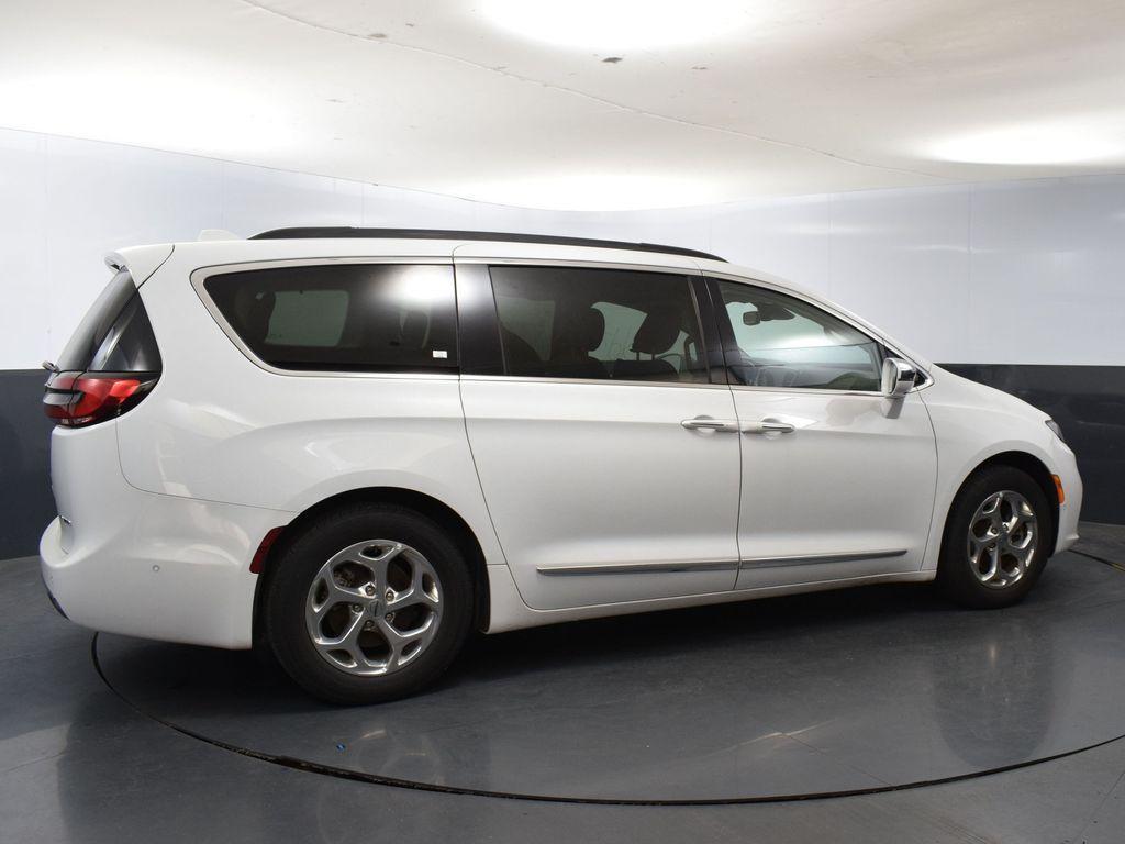 used 2022 Chrysler Pacifica car, priced at $26,923