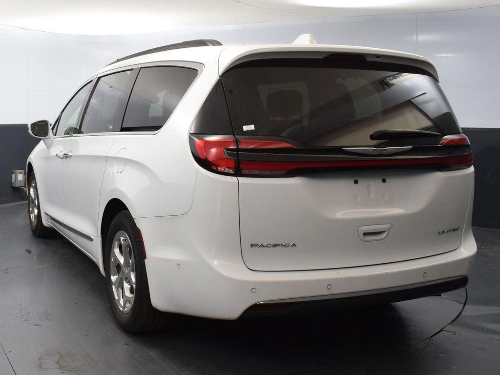 used 2022 Chrysler Pacifica car, priced at $26,923