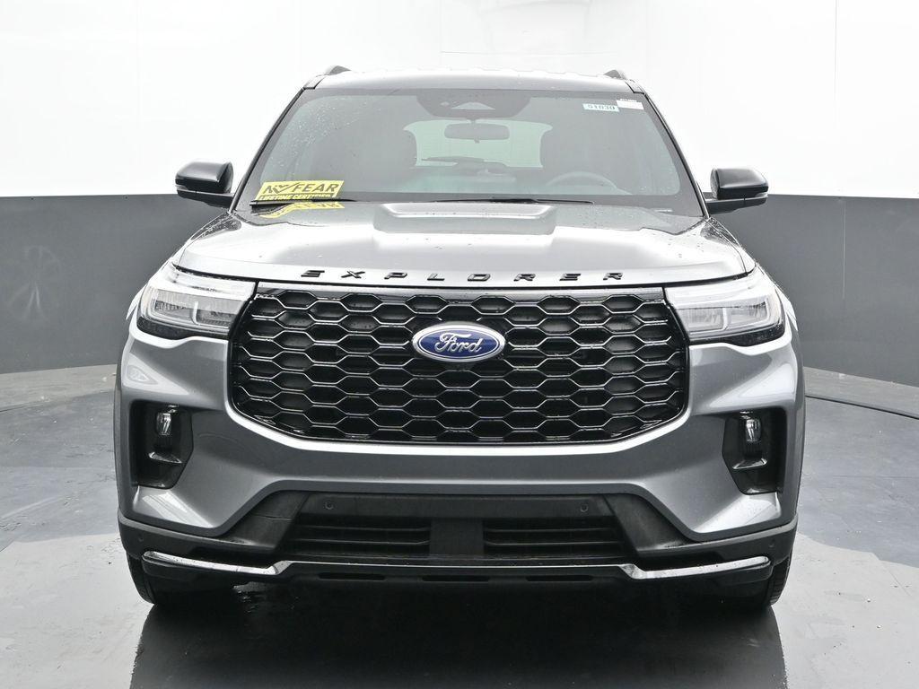 new 2025 Ford Explorer car, priced at $47,425