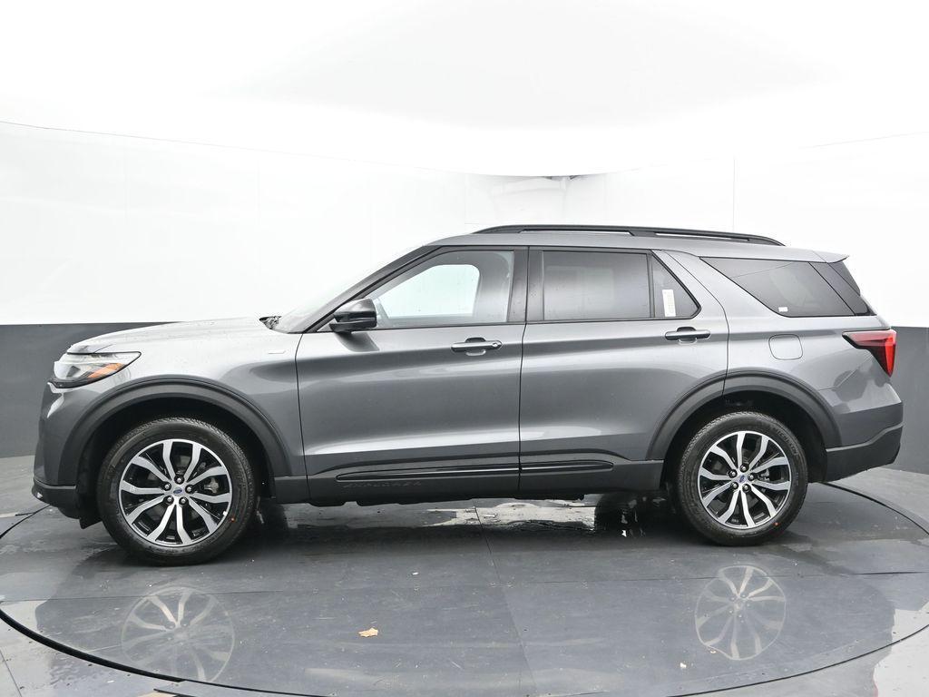 new 2025 Ford Explorer car, priced at $47,425