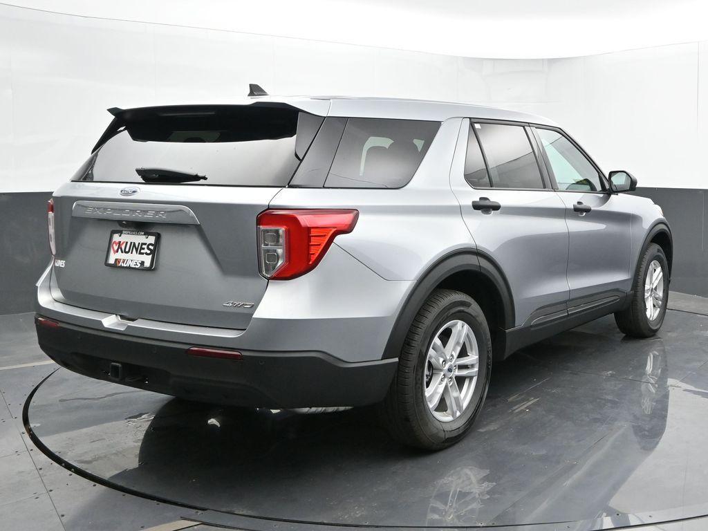 new 2024 Ford Explorer car, priced at $35,964