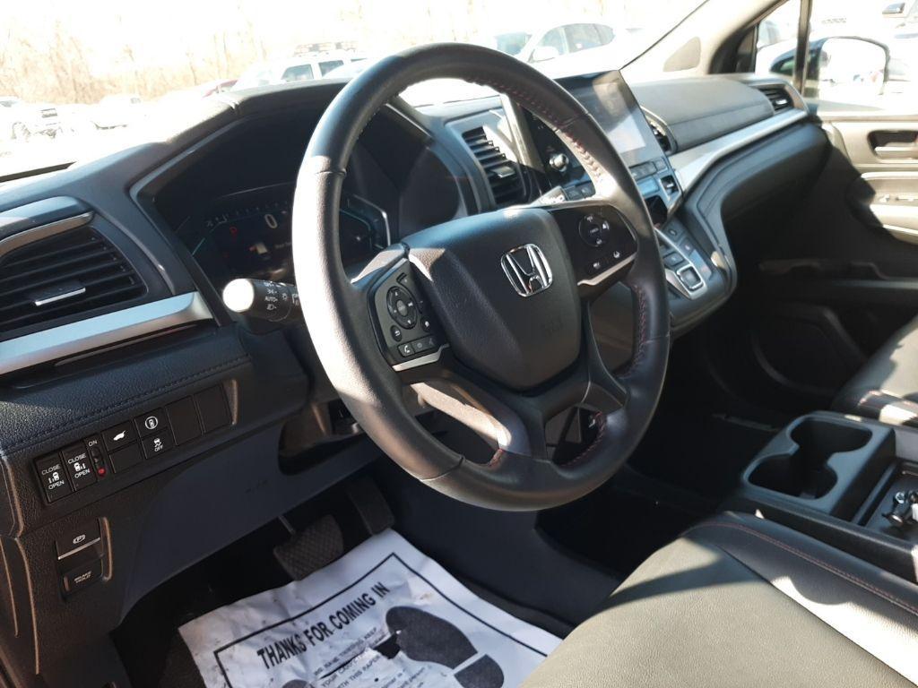used 2023 Honda Odyssey car, priced at $39,888