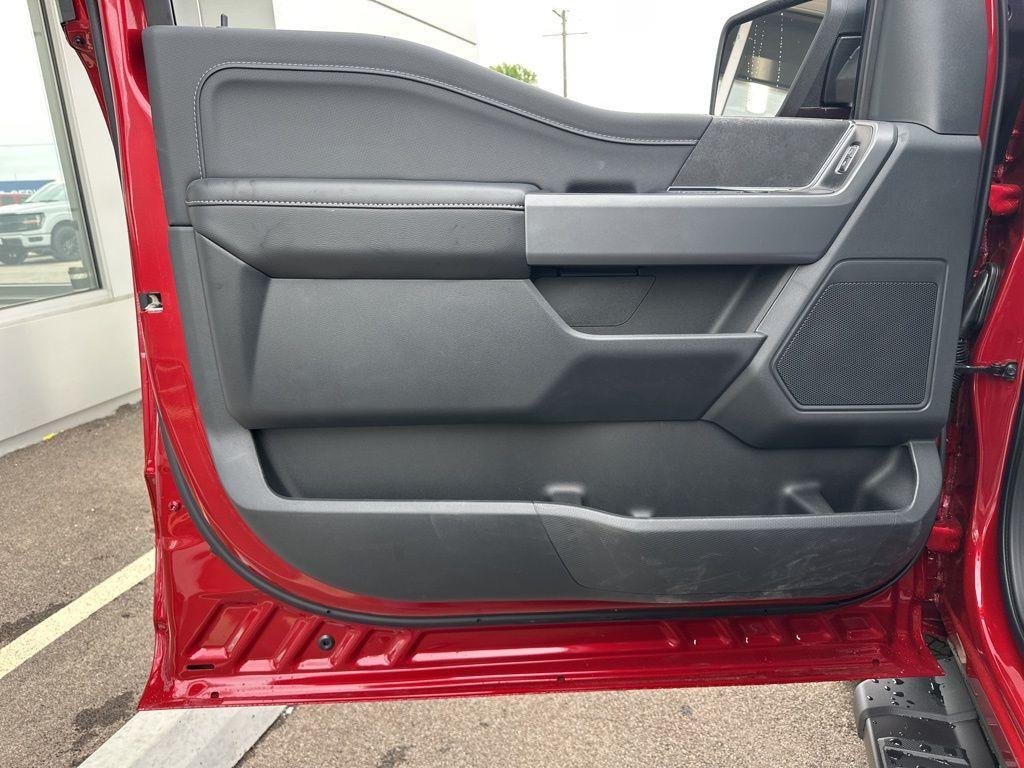 new 2025 Ford F-150 car