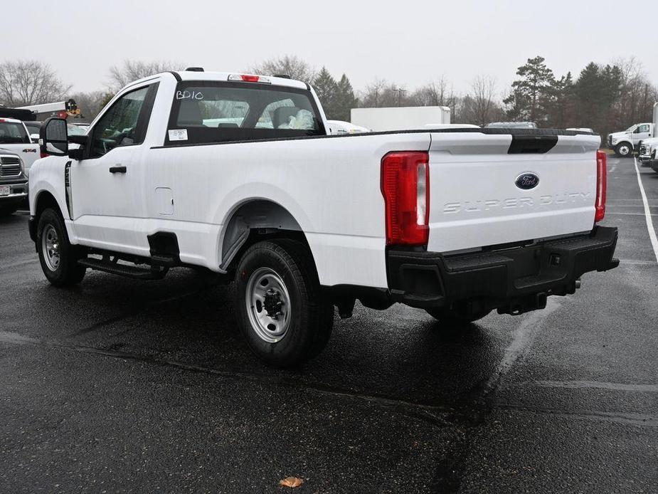 new 2024 Ford F-250 car, priced at $42,380