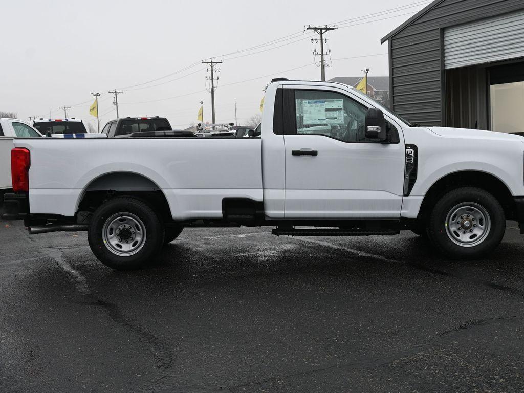 new 2024 Ford F-250 car, priced at $42,380