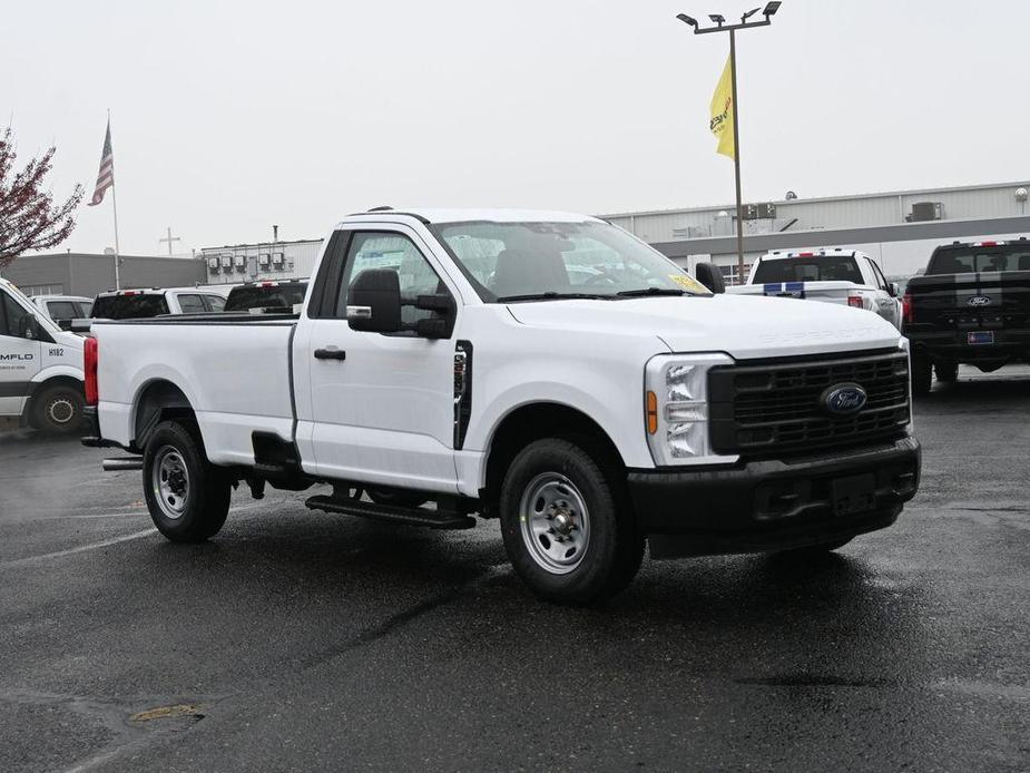 new 2024 Ford F-250 car, priced at $42,380