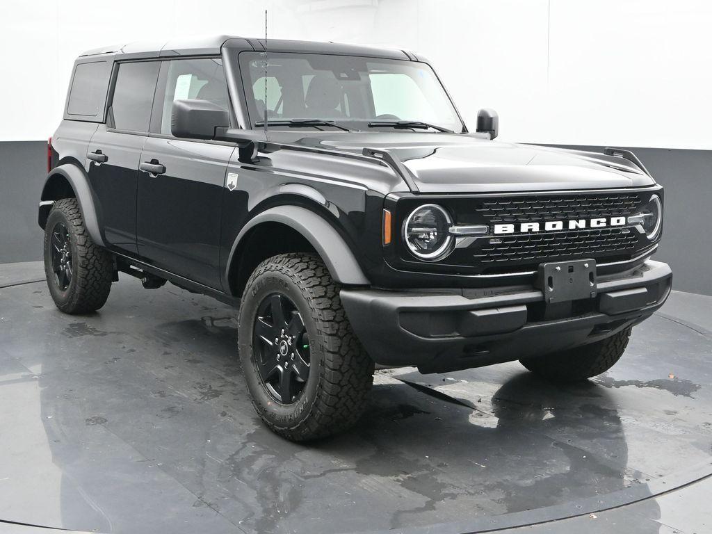 new 2025 Ford Bronco car, priced at $44,290