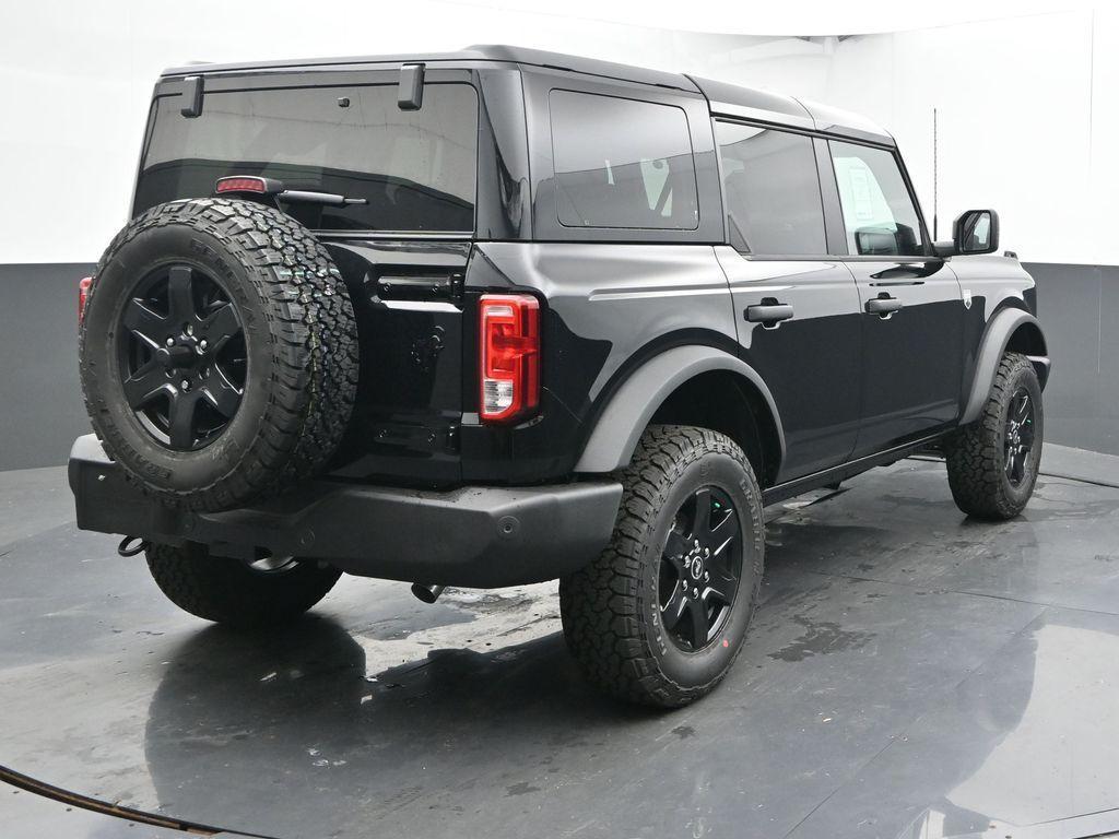 new 2025 Ford Bronco car, priced at $44,290