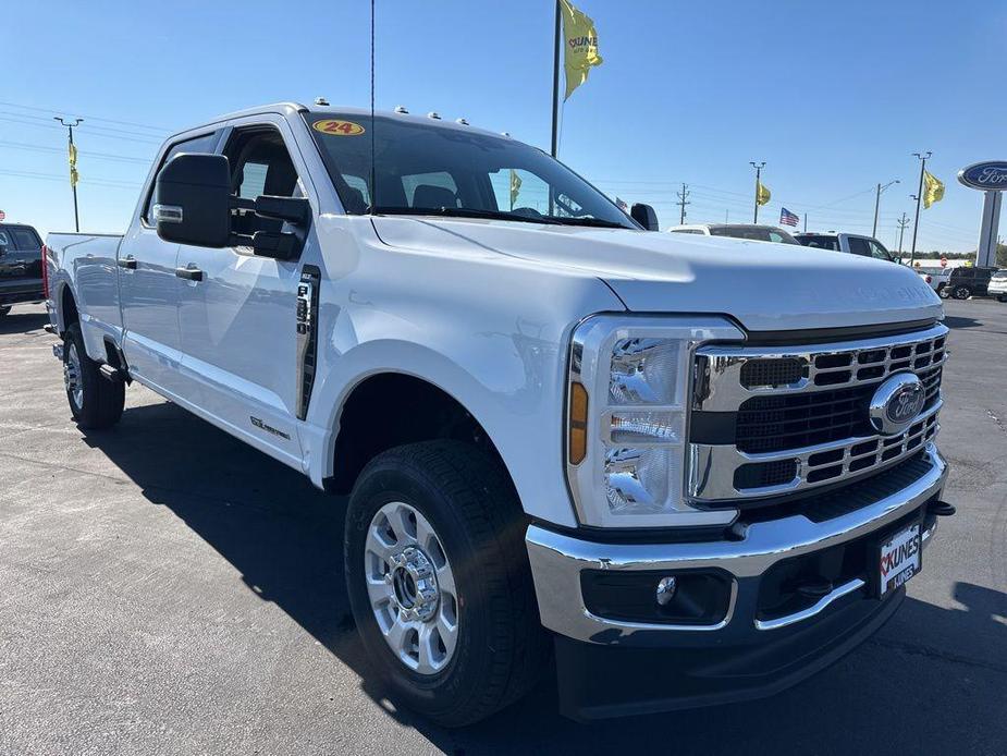 new 2024 Ford F-350 car, priced at $68,880