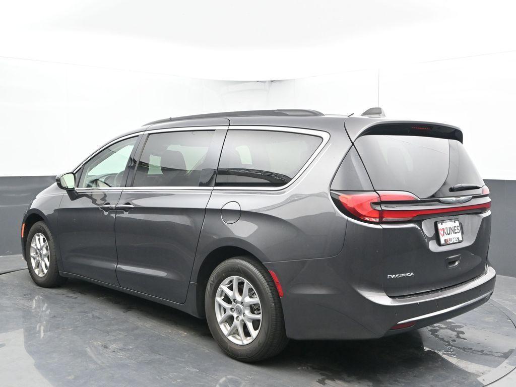 used 2022 Chrysler Pacifica car, priced at $21,382