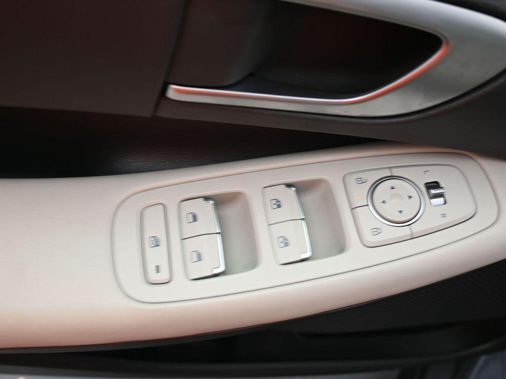 used 2024 Hyundai Sonata Hybrid car, priced at $24,971