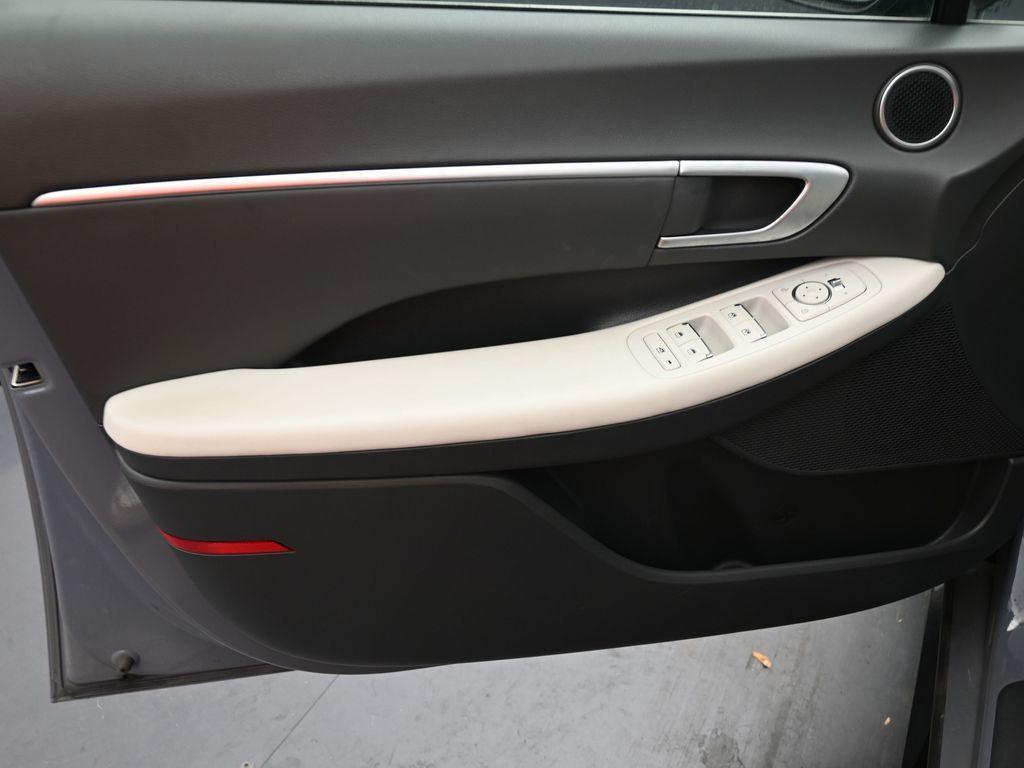 used 2024 Hyundai Sonata Hybrid car, priced at $24,971