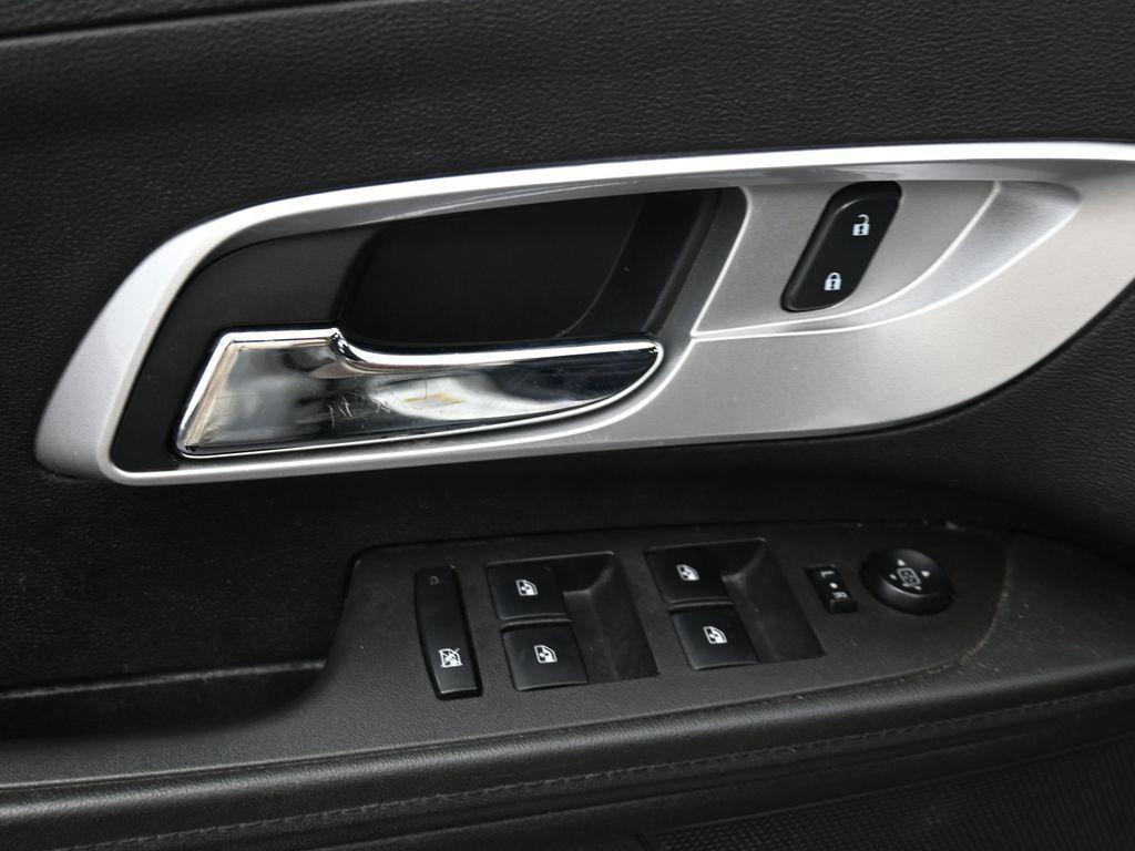 used 2015 Chevrolet Equinox car, priced at $6,795