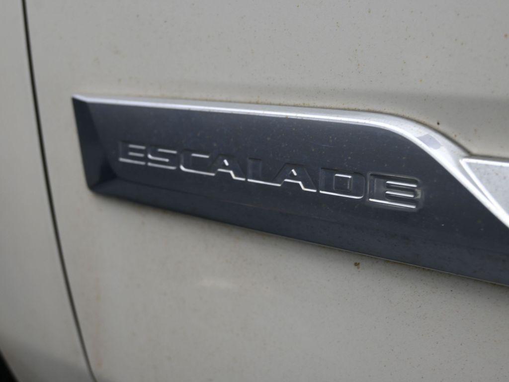 used 2015 Cadillac Escalade ESV car, priced at $19,018
