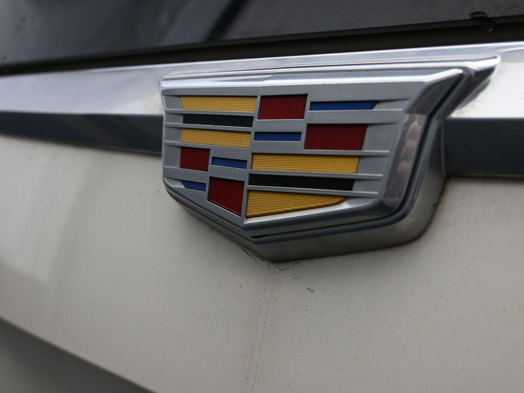 used 2015 Cadillac Escalade ESV car, priced at $19,018