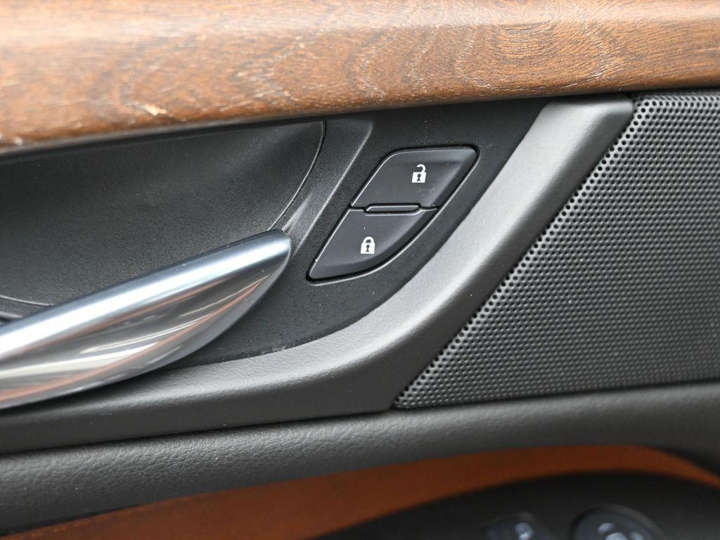 used 2015 Cadillac Escalade ESV car, priced at $19,018