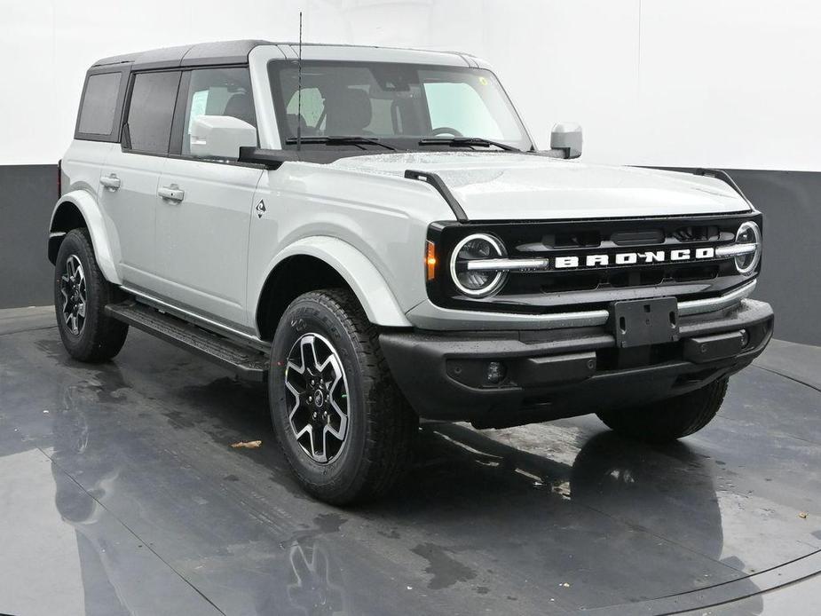 new 2024 Ford Bronco car, priced at $48,523