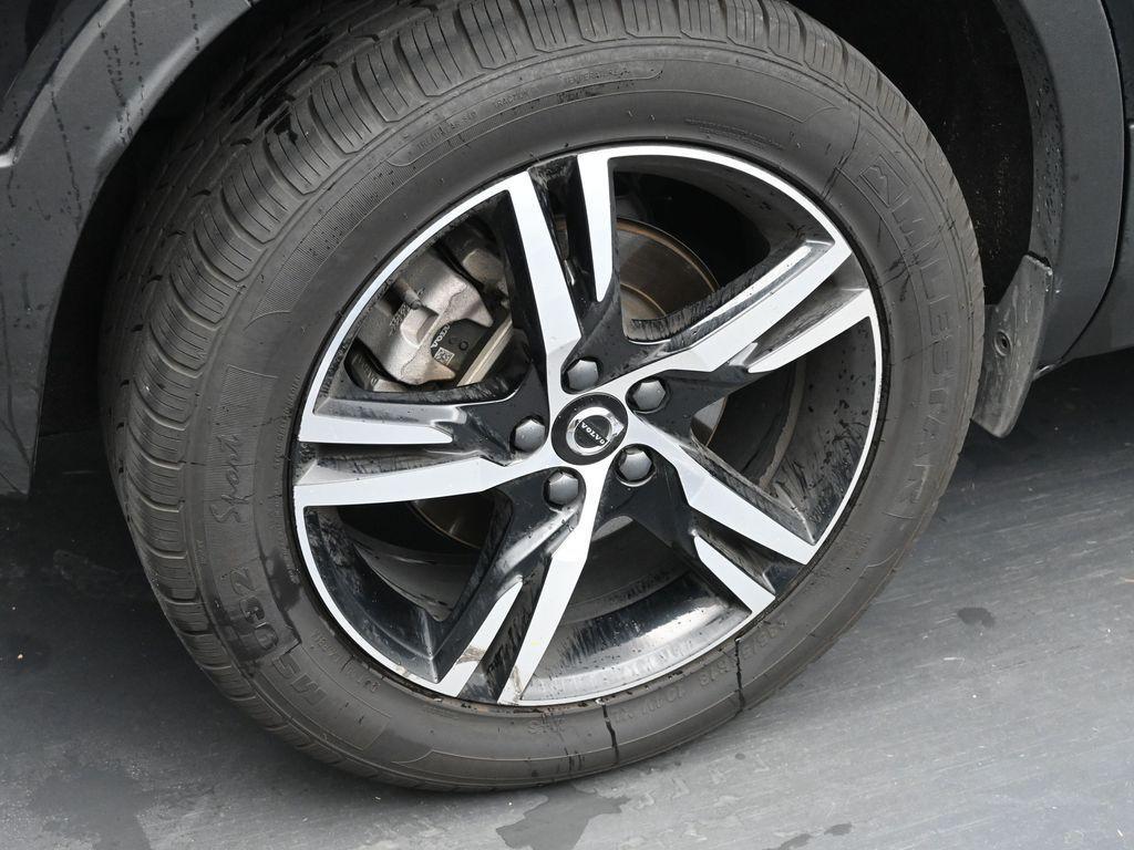used 2024 Volvo XC40 car, priced at $26,538