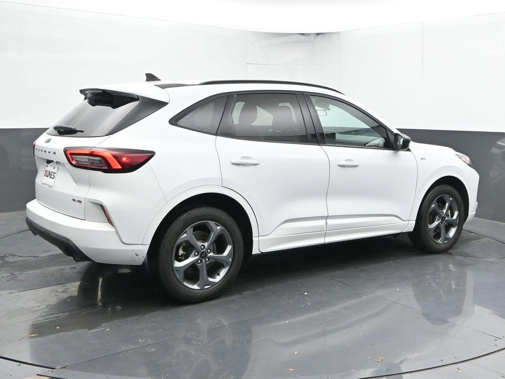 used 2023 Ford Escape car, priced at $21,579