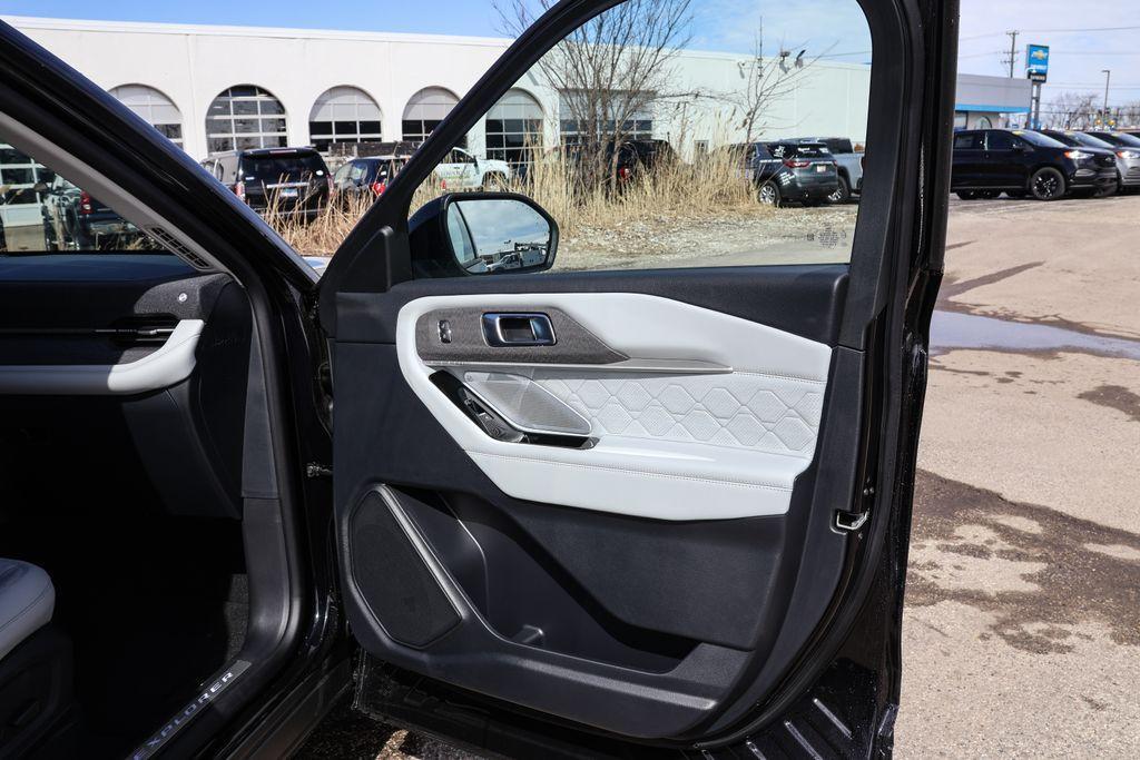 new 2025 Ford Explorer car, priced at $57,640