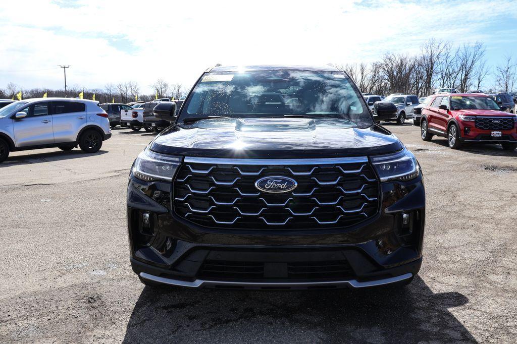 new 2025 Ford Explorer car, priced at $57,640