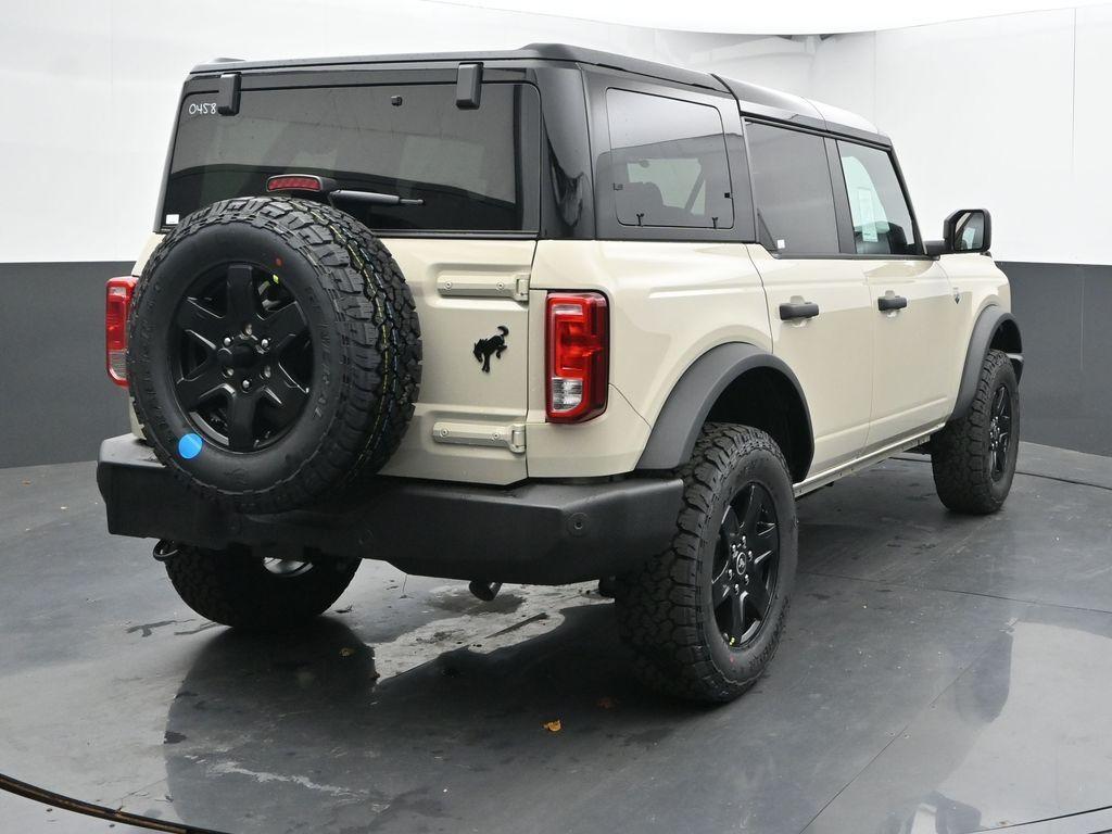 new 2025 Ford Bronco car, priced at $45,605