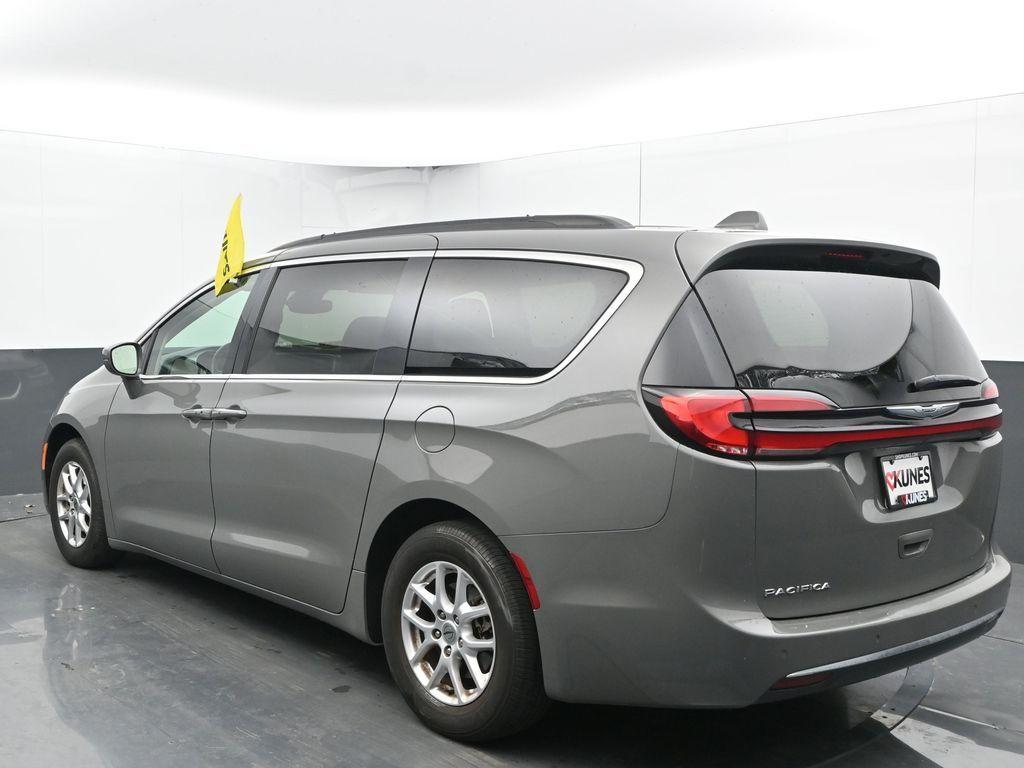 used 2022 Chrysler Pacifica car, priced at $20,877