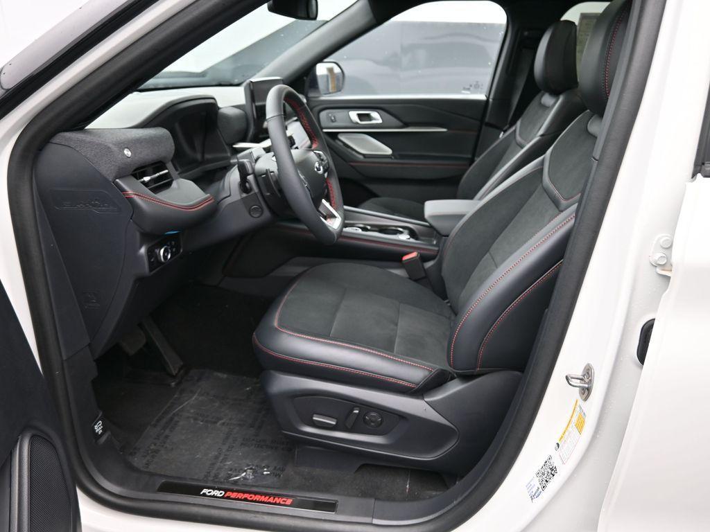 new 2025 Ford Explorer car, priced at $57,818