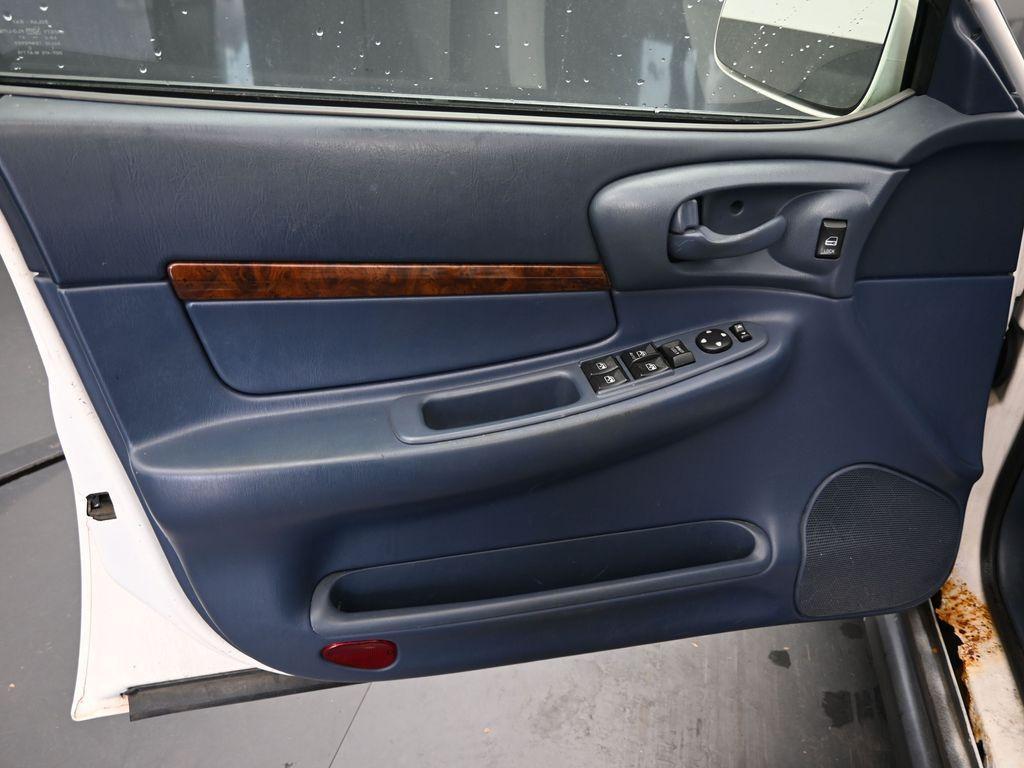 used 2001 Chevrolet Impala car, priced at $2,999