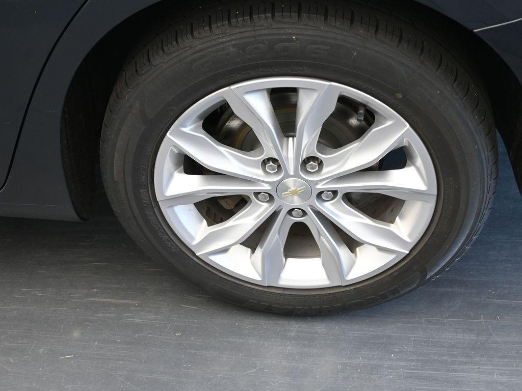 used 2020 Chevrolet Malibu car, priced at $14,589