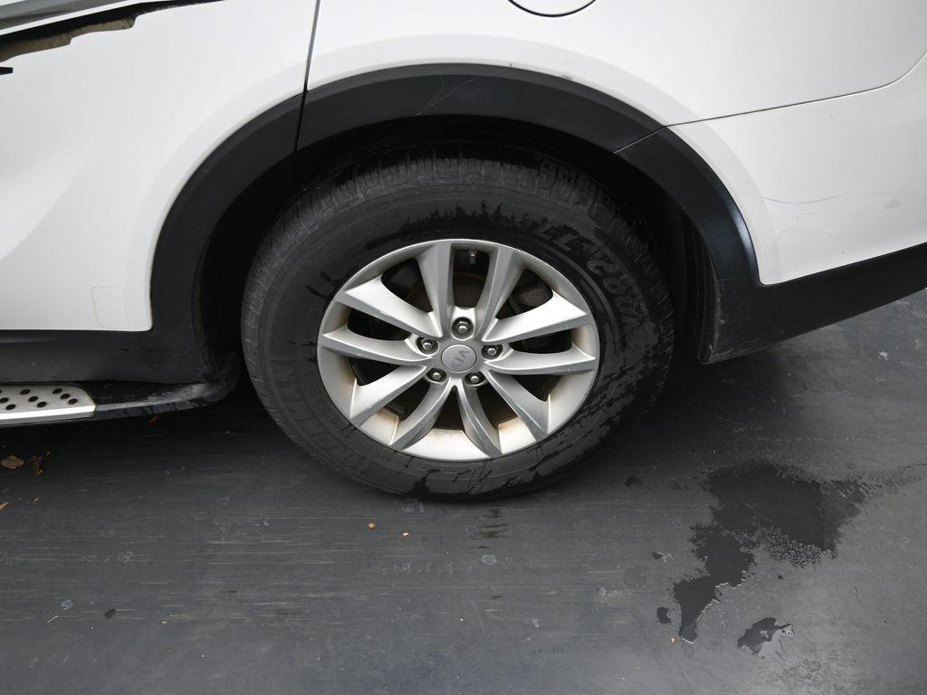 used 2016 Kia Sorento car, priced at $9,650