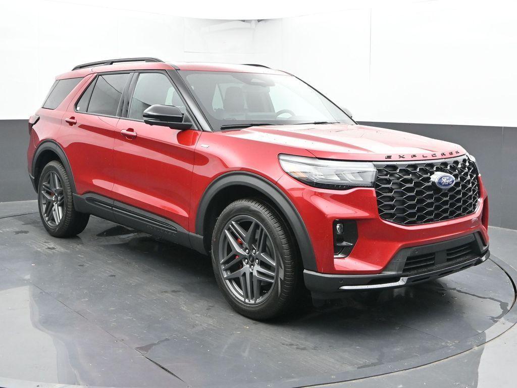 new 2025 Ford Explorer car, priced at $49,968