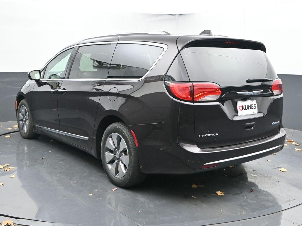 used 2018 Chrysler Pacifica Hybrid car, priced at $14,724