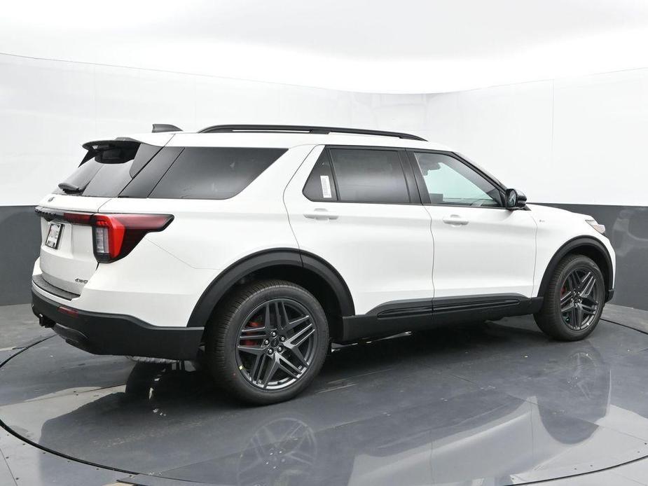 new 2025 Ford Explorer car, priced at $53,335