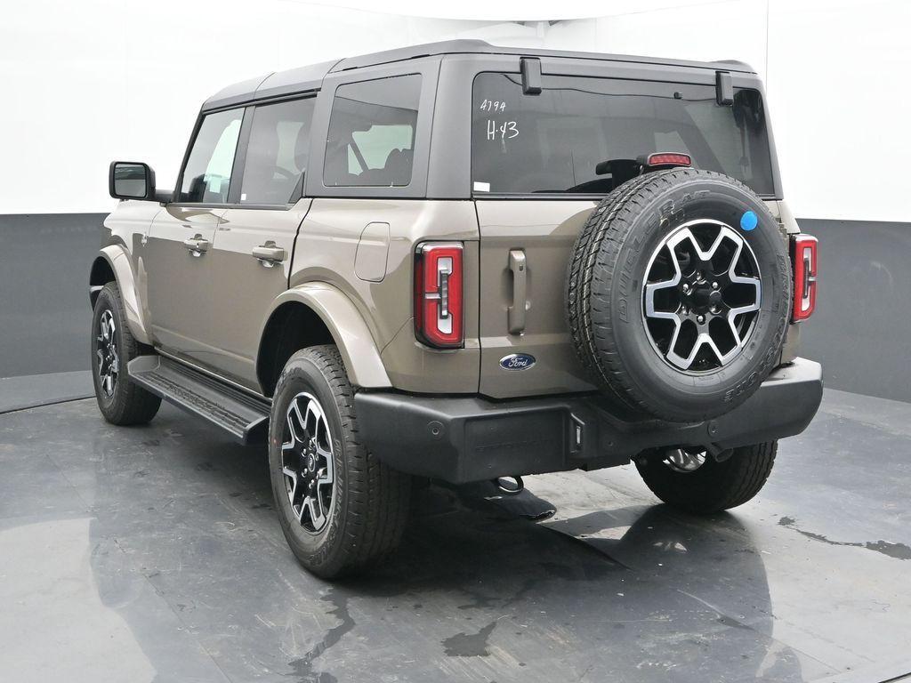 new 2025 Ford Bronco car, priced at $48,393