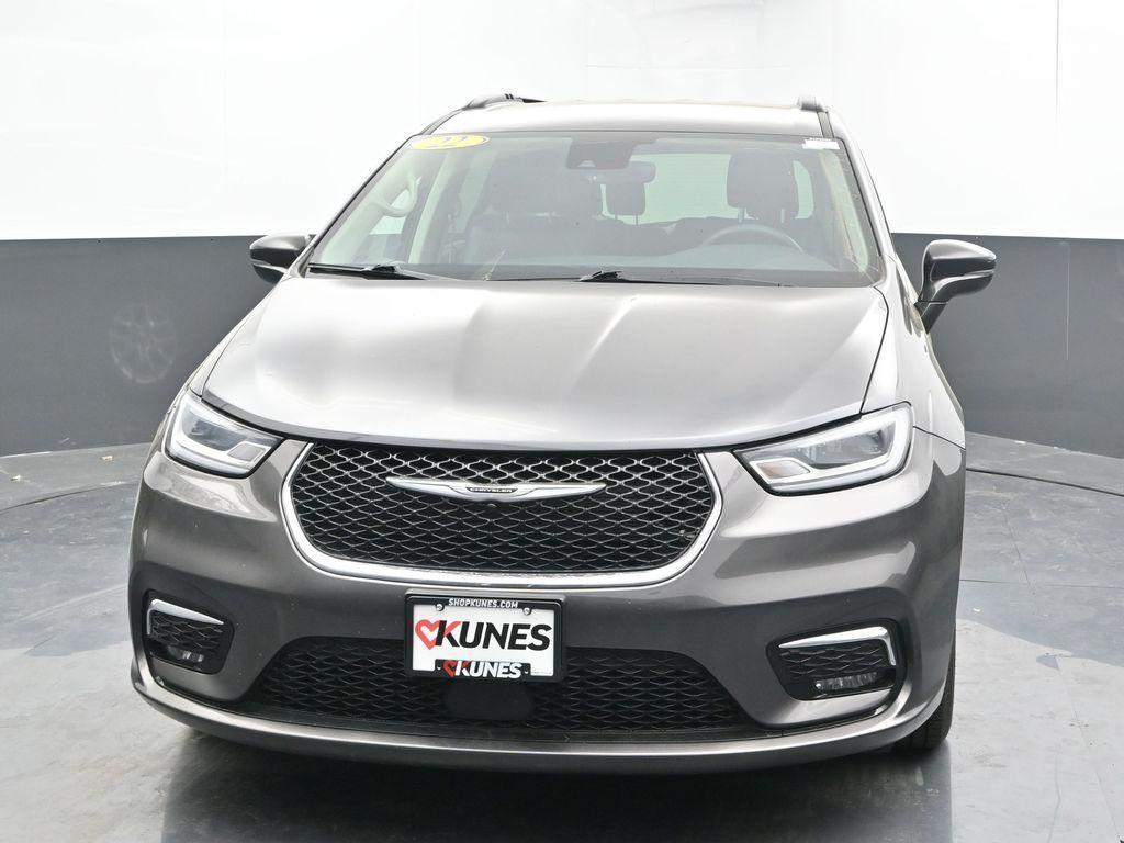 used 2022 Chrysler Pacifica car, priced at $21,394