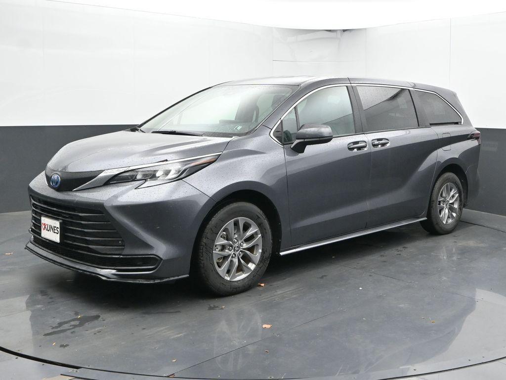 used 2025 Toyota Sienna car, priced at $42,238