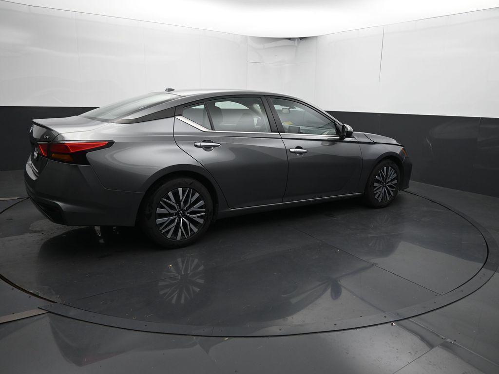 used 2023 Nissan Altima car, priced at $19,798