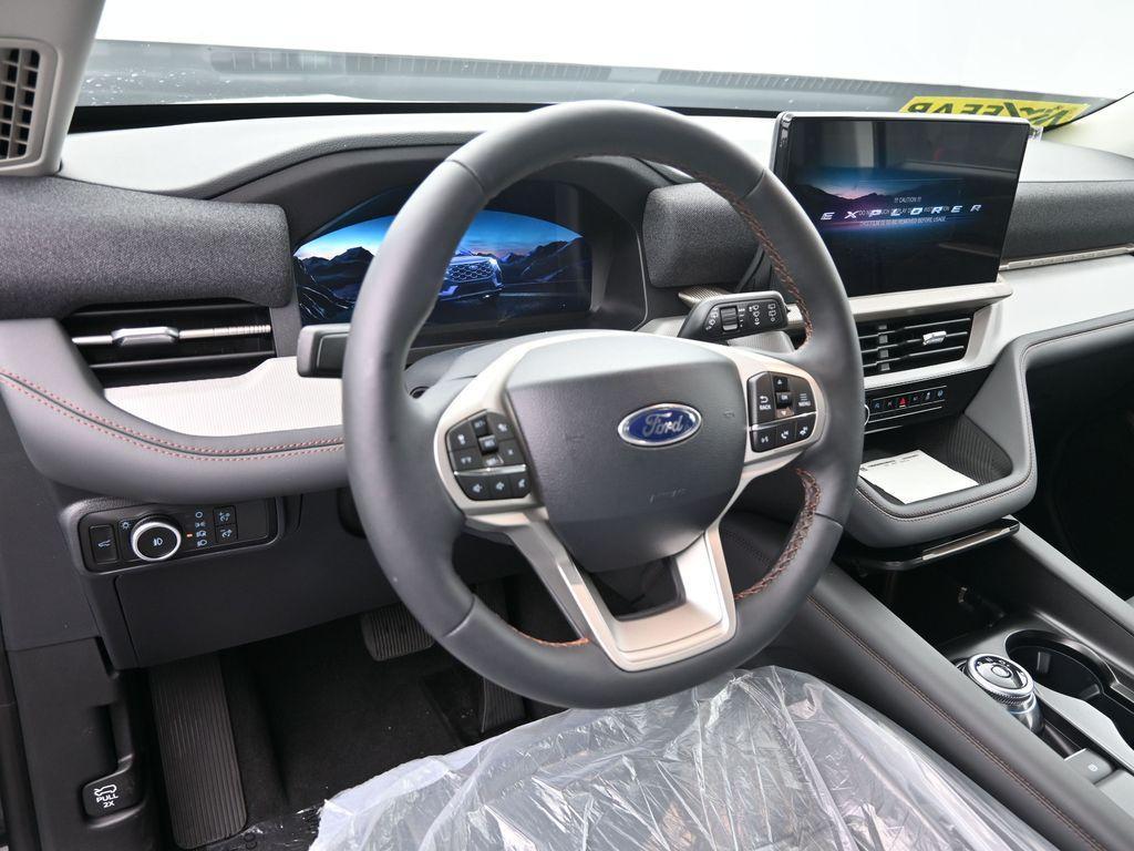 new 2025 Ford Explorer car, priced at $46,296