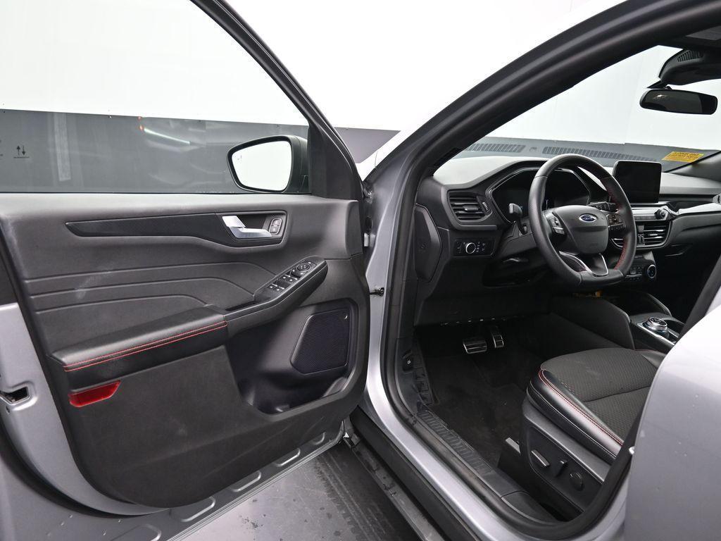 used 2024 Ford Escape car, priced at $22,295