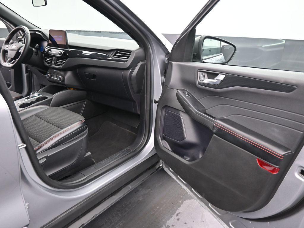 used 2024 Ford Escape car, priced at $22,295
