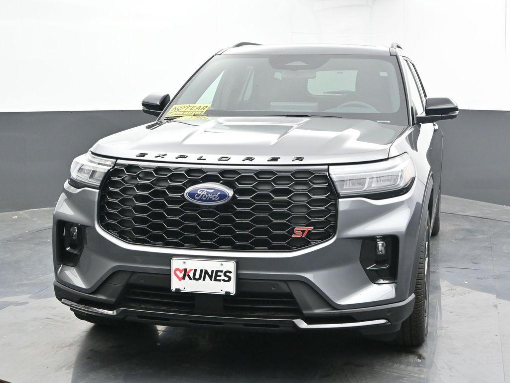 new 2025 Ford Explorer car, priced at $61,685