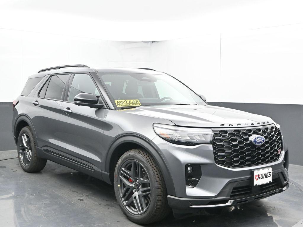 new 2025 Ford Explorer car, priced at $61,685
